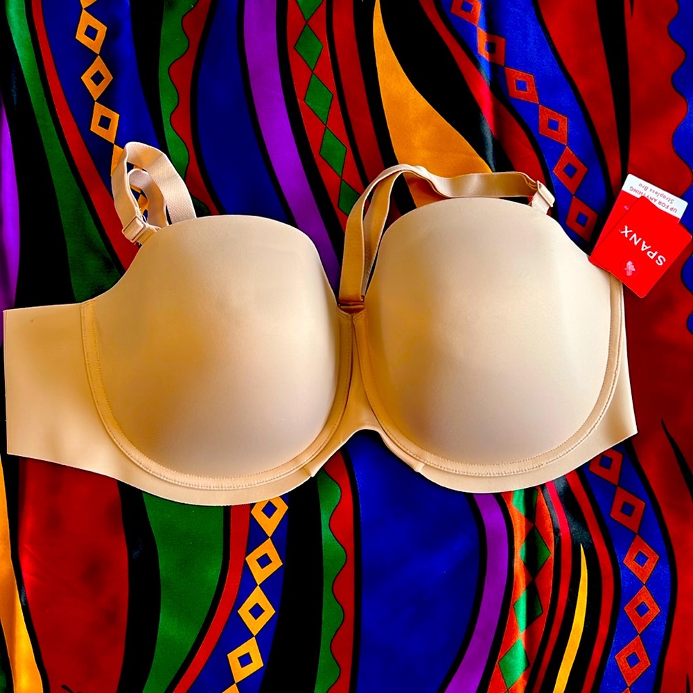 SPANX Up for Anything 40D Strapless Convertible Bra Champagne Beige